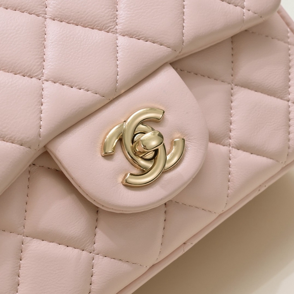 シャネルバッグ素材ディテール